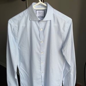 Charles Tyrwhitt Spread Collor Button Down Shirt